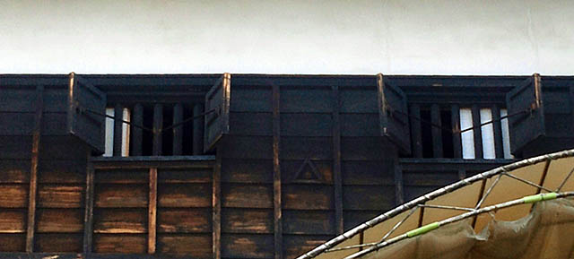 photo_1f_outdise_02.jpg