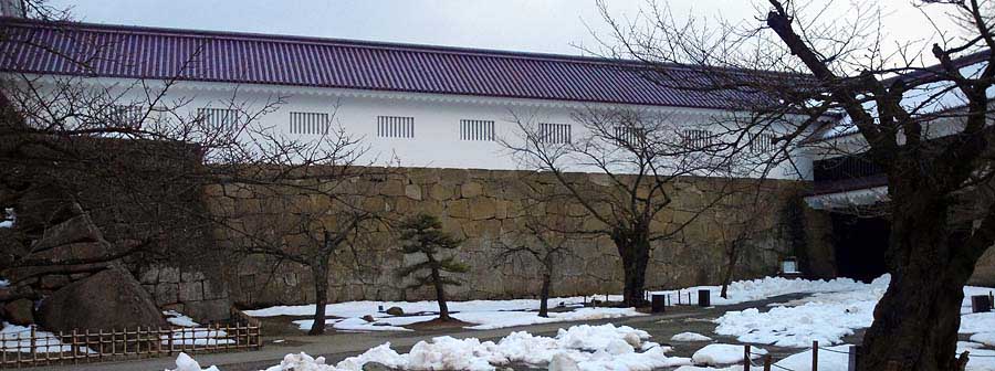 photo_鶴ヶ城 走長屋西面