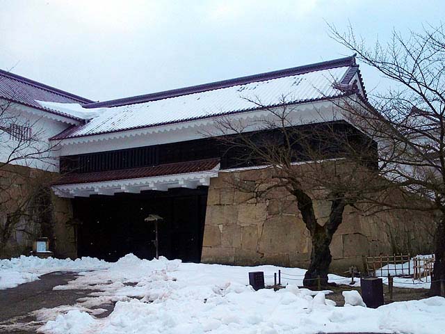photo_鶴ヶ城鉄門